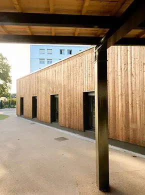 bâtiment modulaire façade bardage en bois