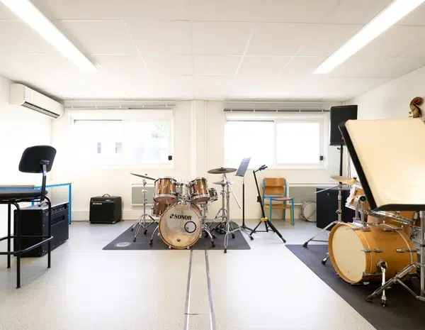 Salle de musique dans école modulaire